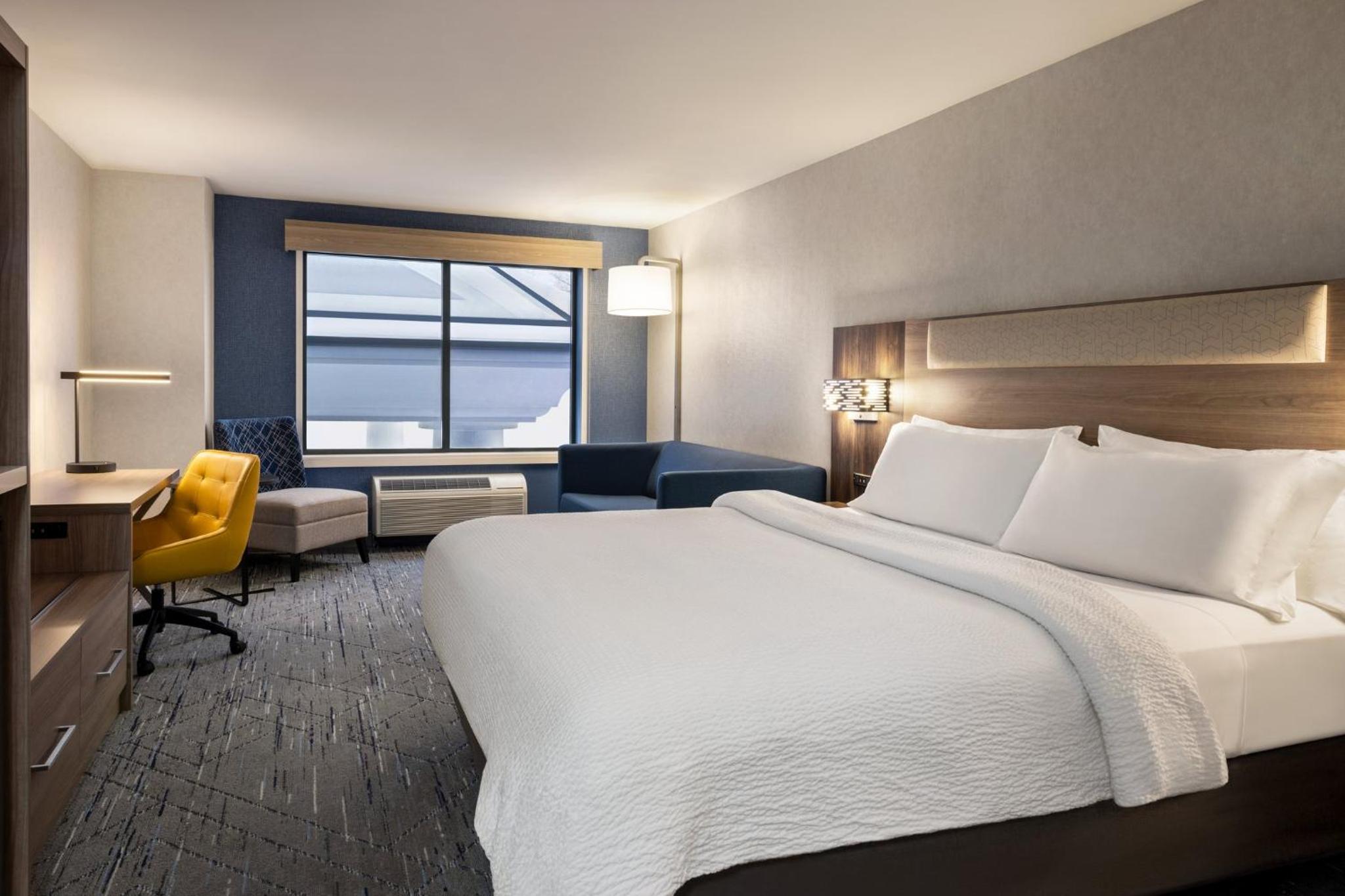 holiday inn express syracuse airport by ihg