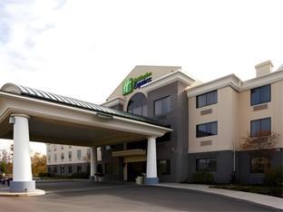 holiday inn express syracuse airport by ihg