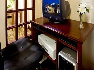 holiday inn express syracuse airport by ihg