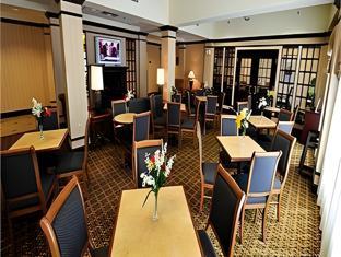 holiday inn express syracuse airport by ihg