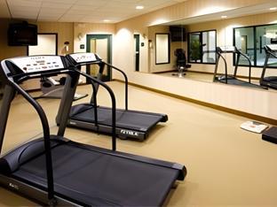 holiday inn express syracuse airport by ihg