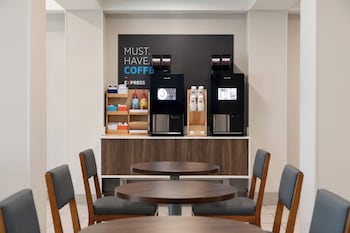Holiday Inn Express Syracuse Airport By Ihg,North Syracuse>>New York,3 star