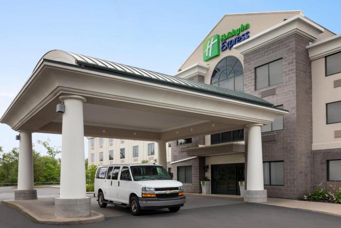 holiday inn express syracuse airport by ihg