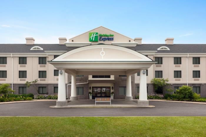holiday inn express syracuse airport by ihg