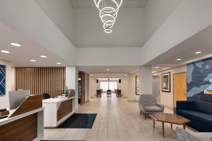 holiday inn express syracuse airport by ihg