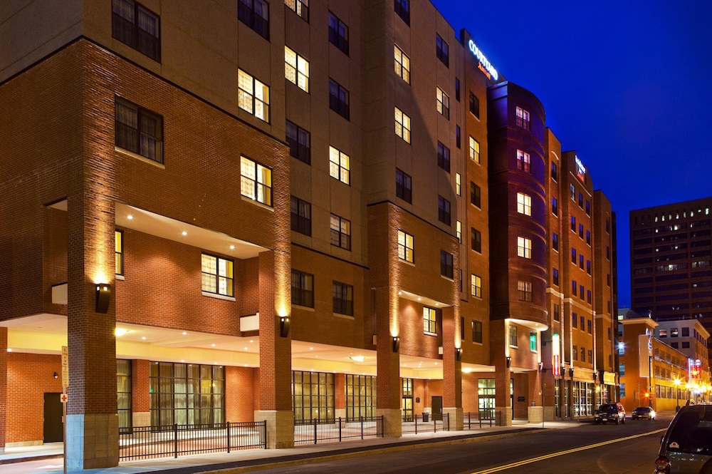 Residence Inn By Marriott Syracuse Downtown At Armory Square,Ithaca>>Dewitt,3 star