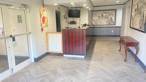 Syracuse Inn,Dewitt>>Camillus,2 star