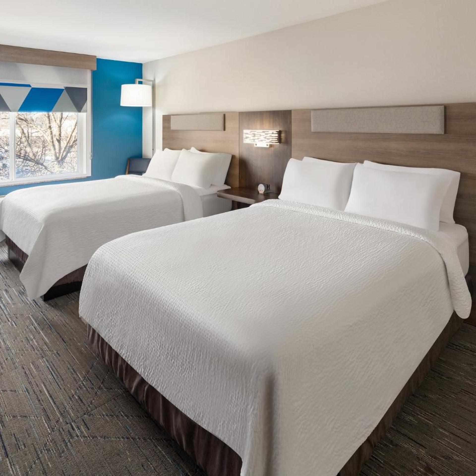 holiday inn express and suites cherry by ihg