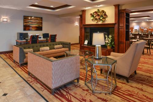 holiday inn express and suites cherry by ihg
