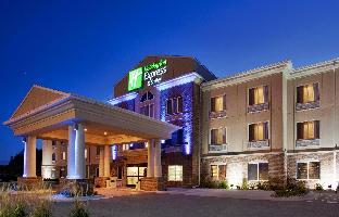 holiday inn express and suites cherry by ihg