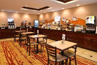 holiday inn express and suites cherry by ihg