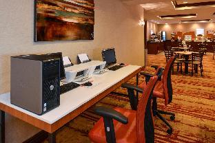 holiday inn express and suites cherry by ihg