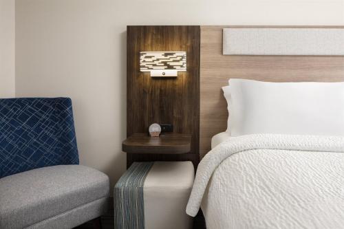 holiday inn express and suites cherry by ihg