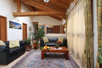 country house country club