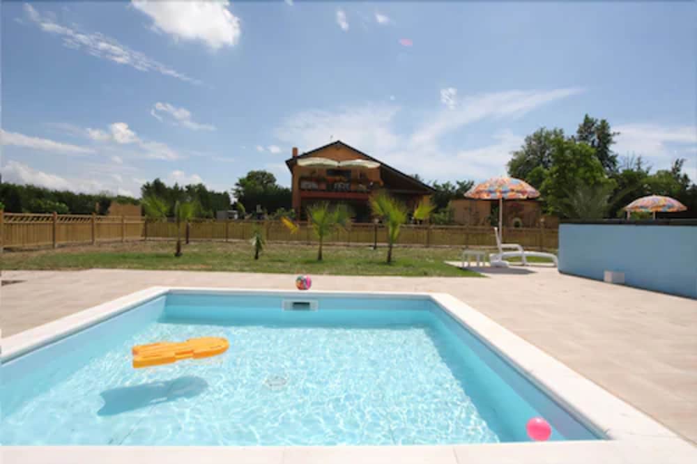 country house country club