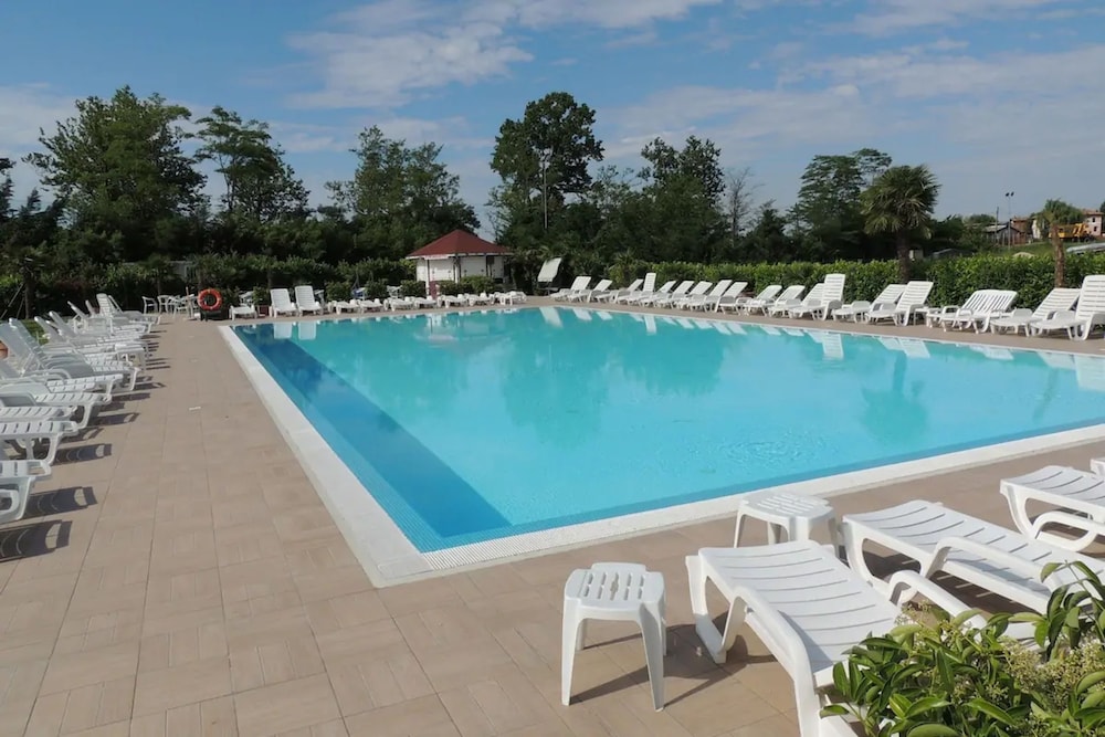 country house country club