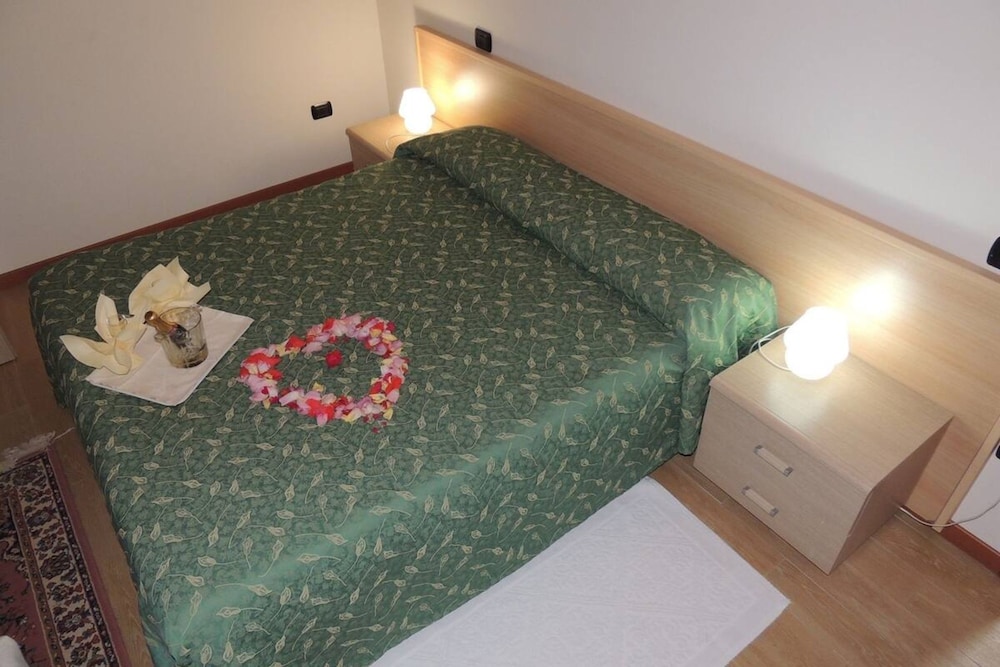 country house country club