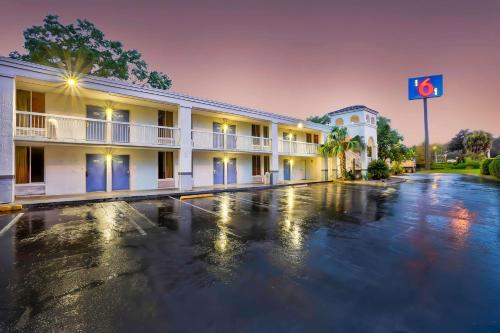 motel 6 gainesville fl