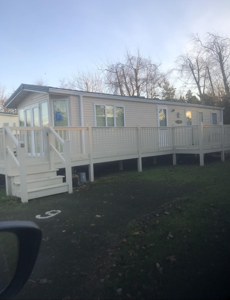 charming 5 beds caravan in beautiful seton sands