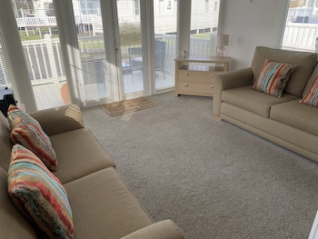charming 5 beds caravan in beautiful seton sands