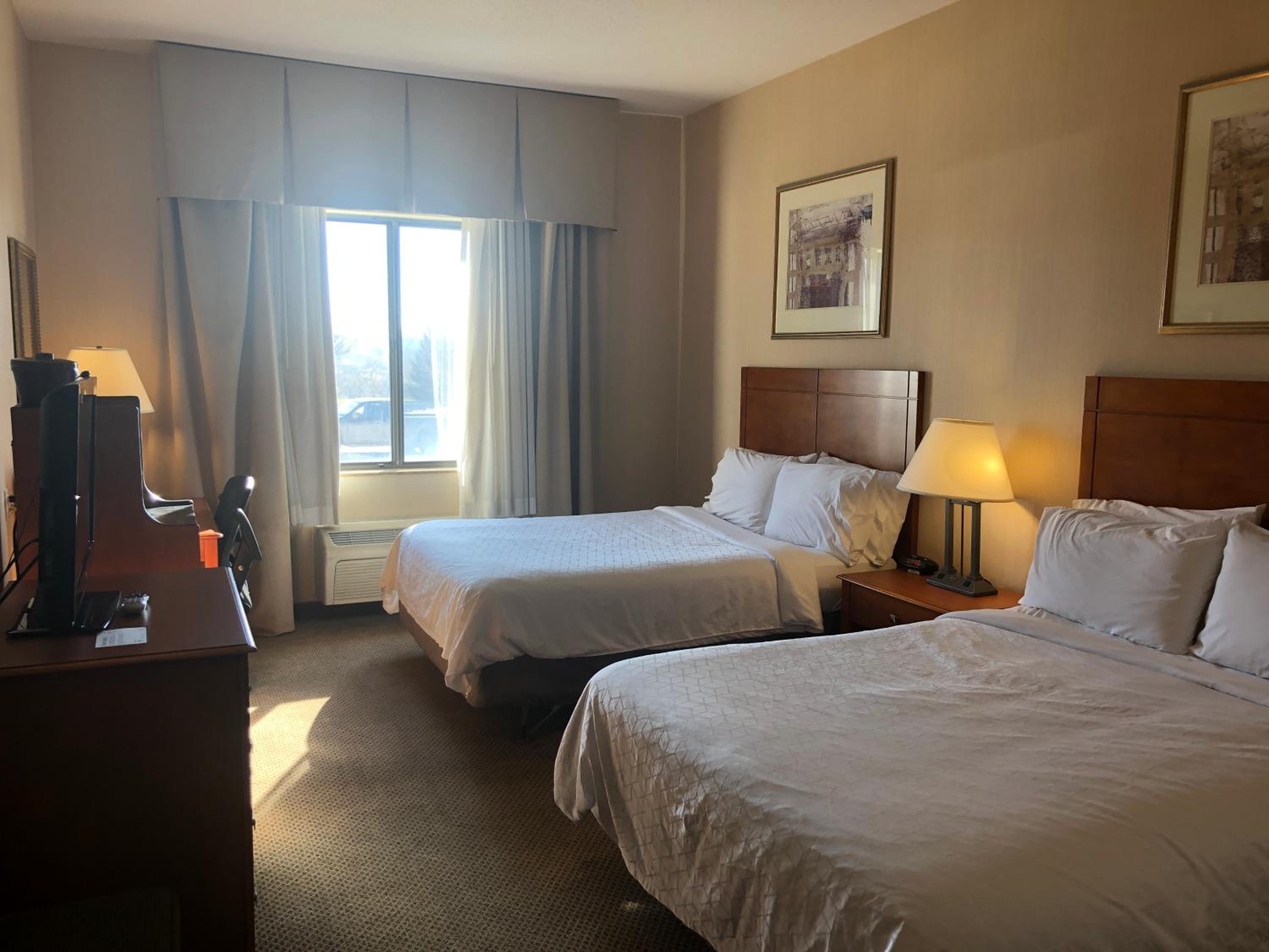 holiday inn express and suites howell by ihg
