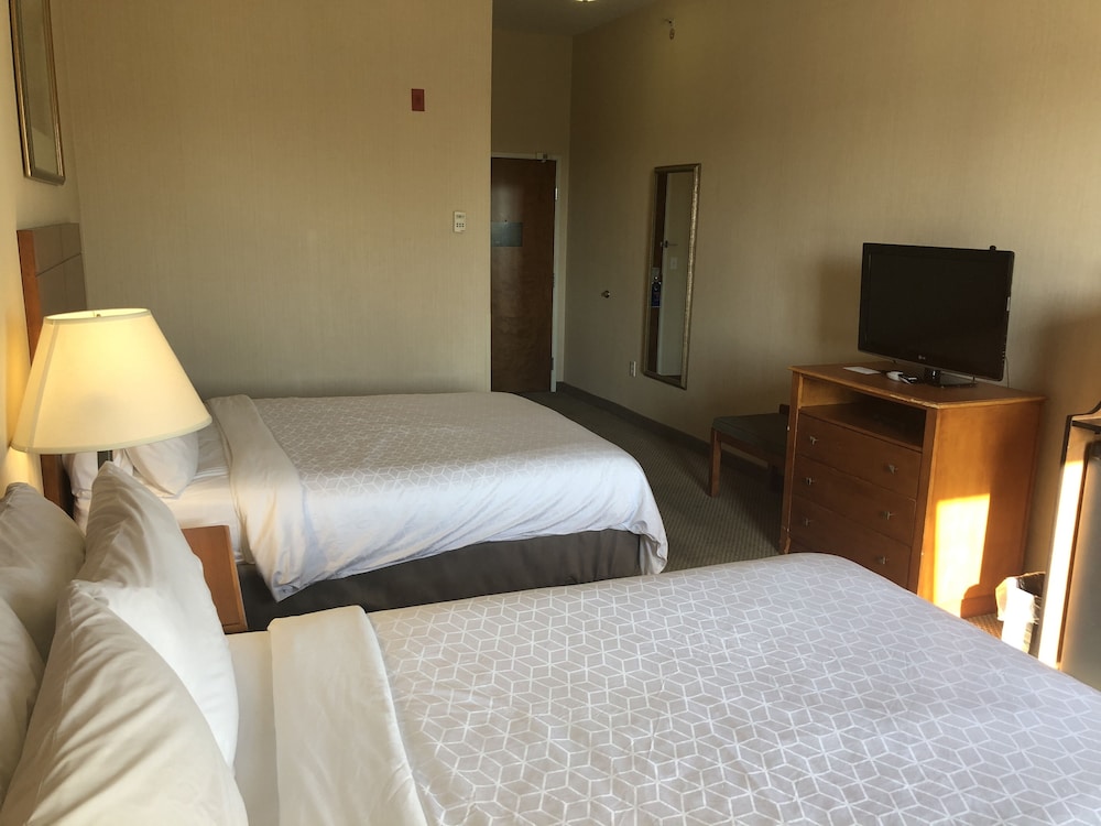 holiday inn express and suites howell by ihg