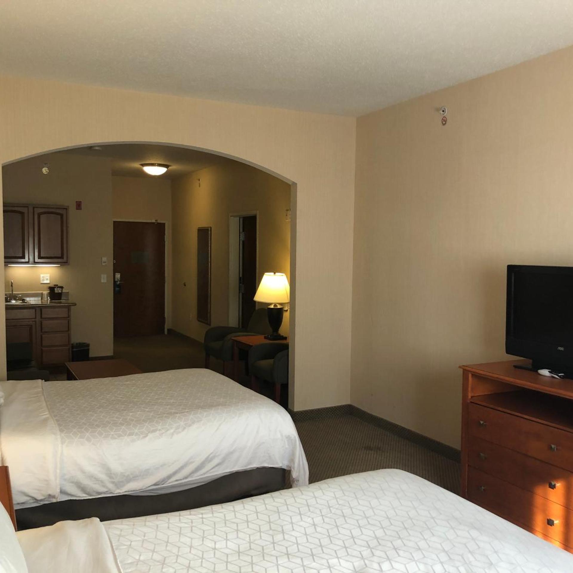 holiday inn express and suites howell by ihg