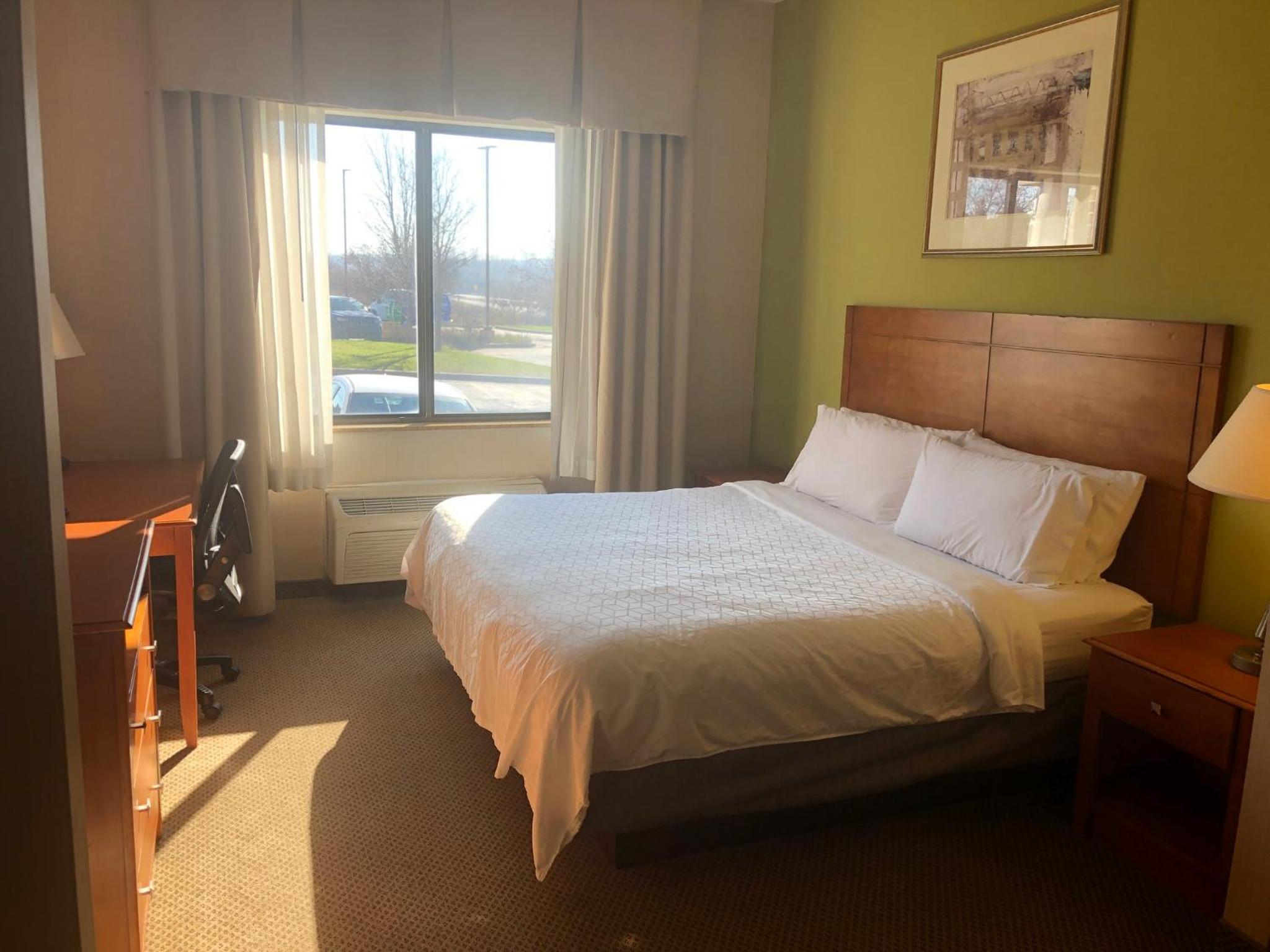holiday inn express and suites howell by ihg