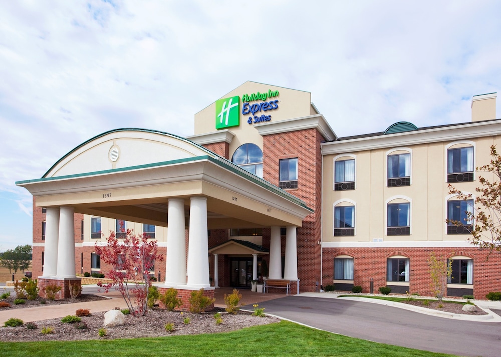 holiday inn express and suites howell by ihg