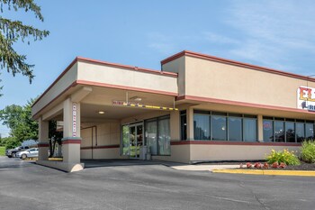 econo lodge and suites shamokin dam selinsgrove
