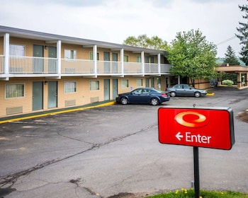 econo lodge and suites shamokin dam selinsgrove