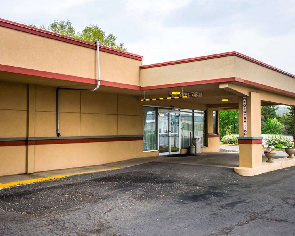 econo lodge and suites shamokin dam selinsgrove