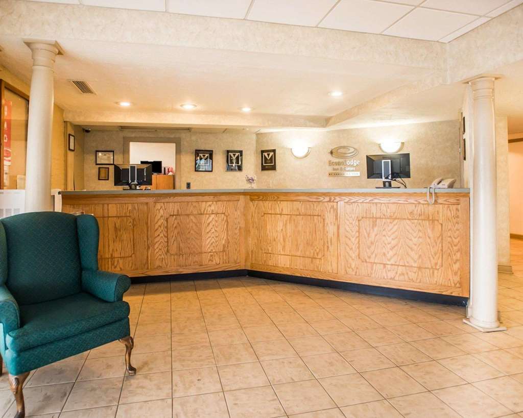 econo lodge and suites shamokin dam selinsgrove