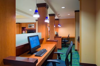 Fairfield Inn & Suites By Marriott Lock Haven,Clinton>>Aaronsburg,3 star