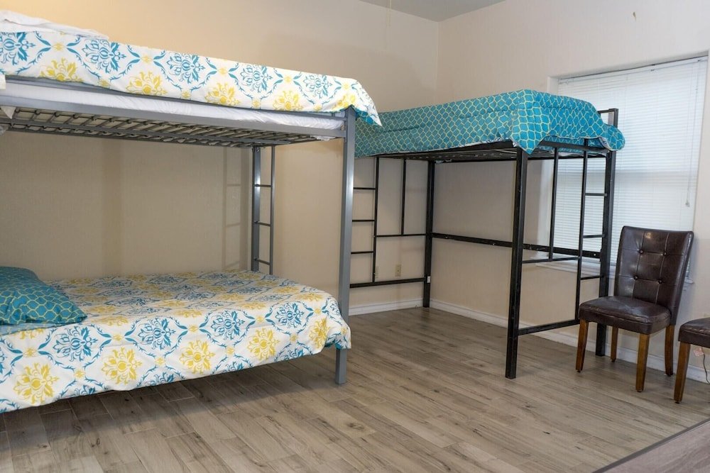 pool ground floor walk to beach a 2 bedroom condo