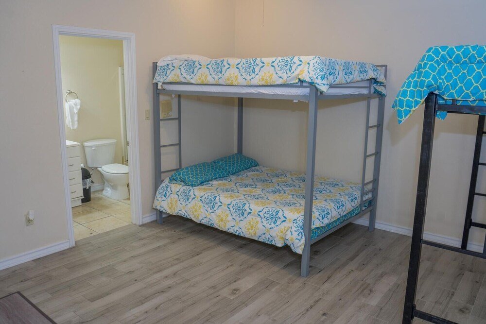 pool ground floor walk to beach a 2 bedroom condo
