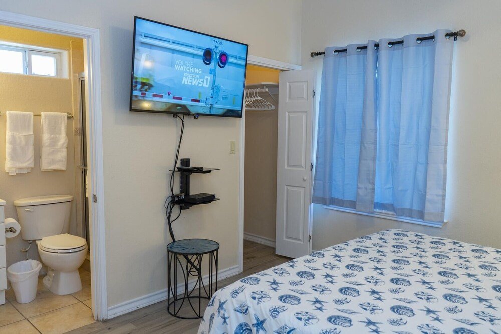 pool ground floor walk to beach a 2 bedroom condo