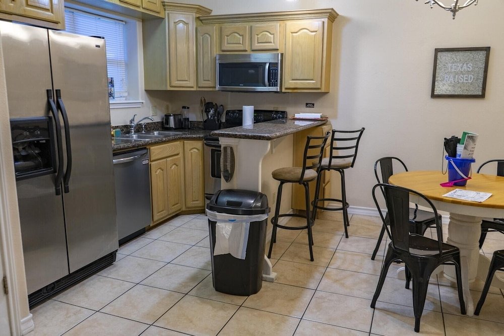 pool ground floor walk to beach a 2 bedroom condo