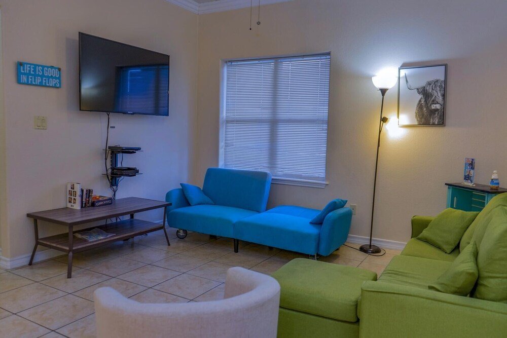 pool ground floor walk to beach a 2 bedroom condo