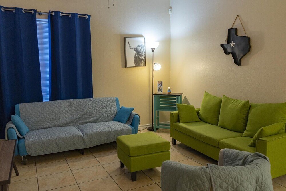 pool ground floor walk to beach a 2 bedroom condo
