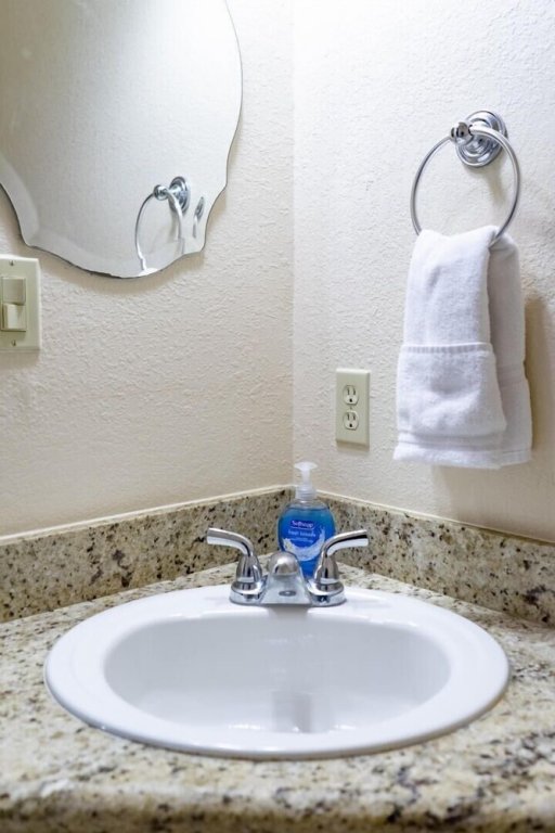 pool ground floor walk to beach a 2 bedroom condo