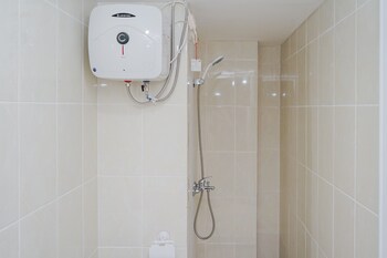 comfortable and homey 2br apartment at m town residence