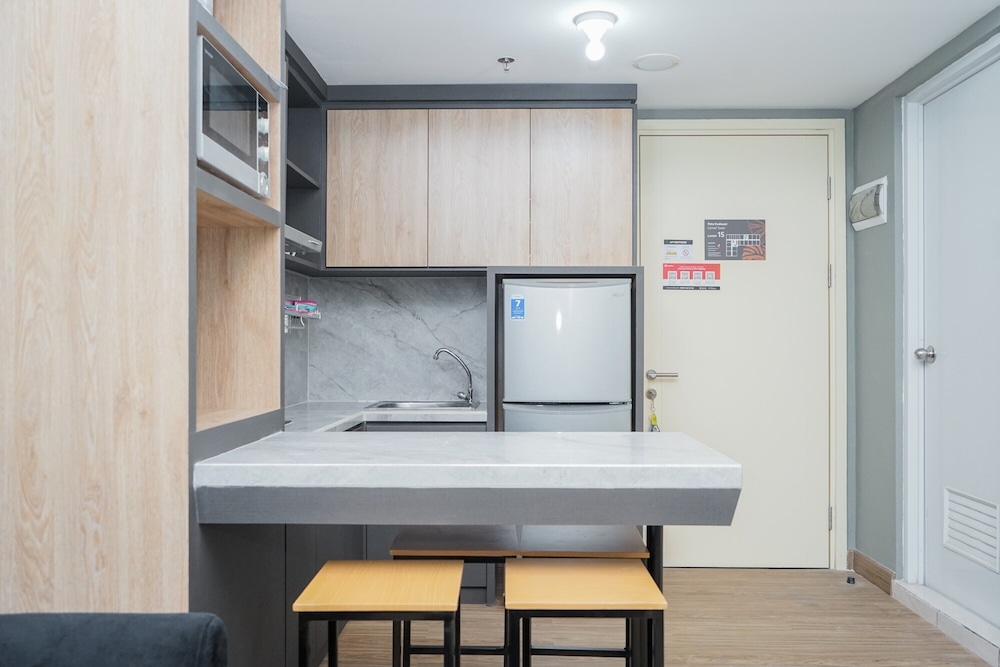 comfortable and homey 2br apartment at m town residence