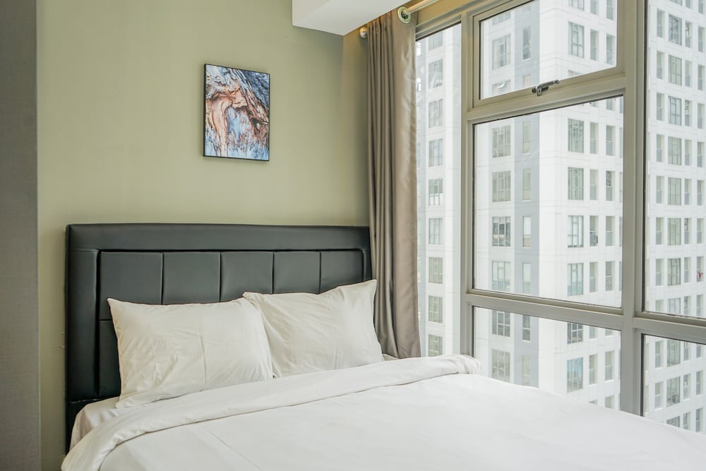 comfortable and homey 2br apartment at m town residence