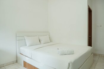 homey studio margonda residence 1 apartment