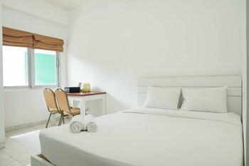 homey studio margonda residence 1 apartment