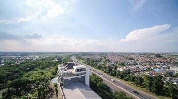 restful and dreamy 1br apartment at tamansari prospero
