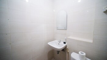 restful and dreamy 1br apartment at tamansari prospero