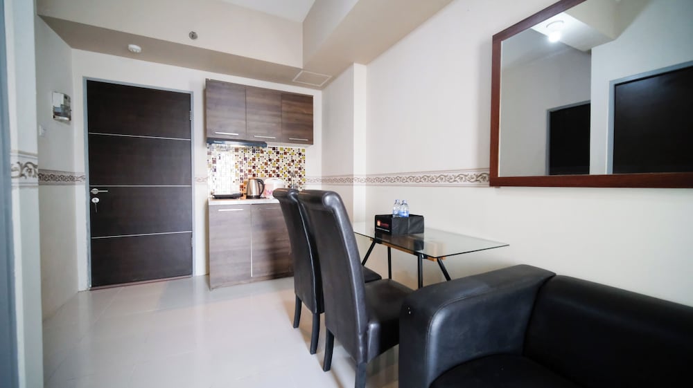 restful and dreamy 1br apartment at tamansari prospero