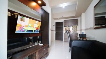 restful and dreamy 1br apartment at tamansari prospero